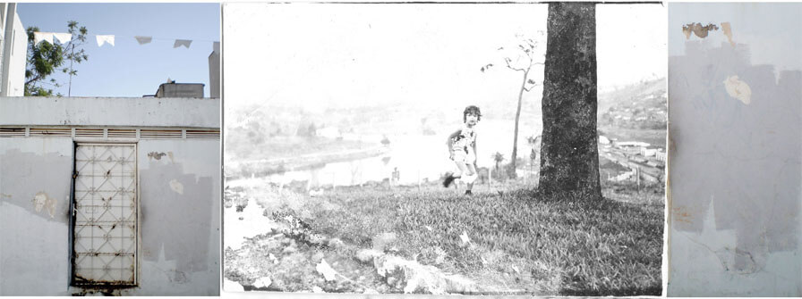 Colagem digital em formato panorâmico. No centro está uma foto horizontal antiga, preto e branca, de uma criança correndo e olhando para a câmera. Ela está a meia distância, sobre uma elevação gramada, ao lado do tronco de uma árvore grossa. Ao longe vê-se uma paisagem rural desbotada com um rio largo e uma cidadezinha. A foto está desgastada e com partes apagadas pelo tempo. À esquerda há uma foto vertical colorida de uma porta de ferro branca, corroída por ferrugem, com uma grade. Ela está numa parede cinza azulada, com pintura manchada. Acima da parede vê-se o céu azul claro e seis bandeirinhas brancas de São João. À direita da foto central está uma faixa vertical mais estreita, com um detalhe das manchas na parede cinza azulada.